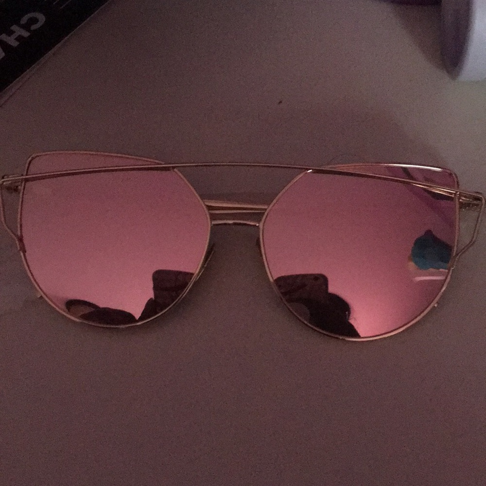 Reflective Cat Eye Sunglasses